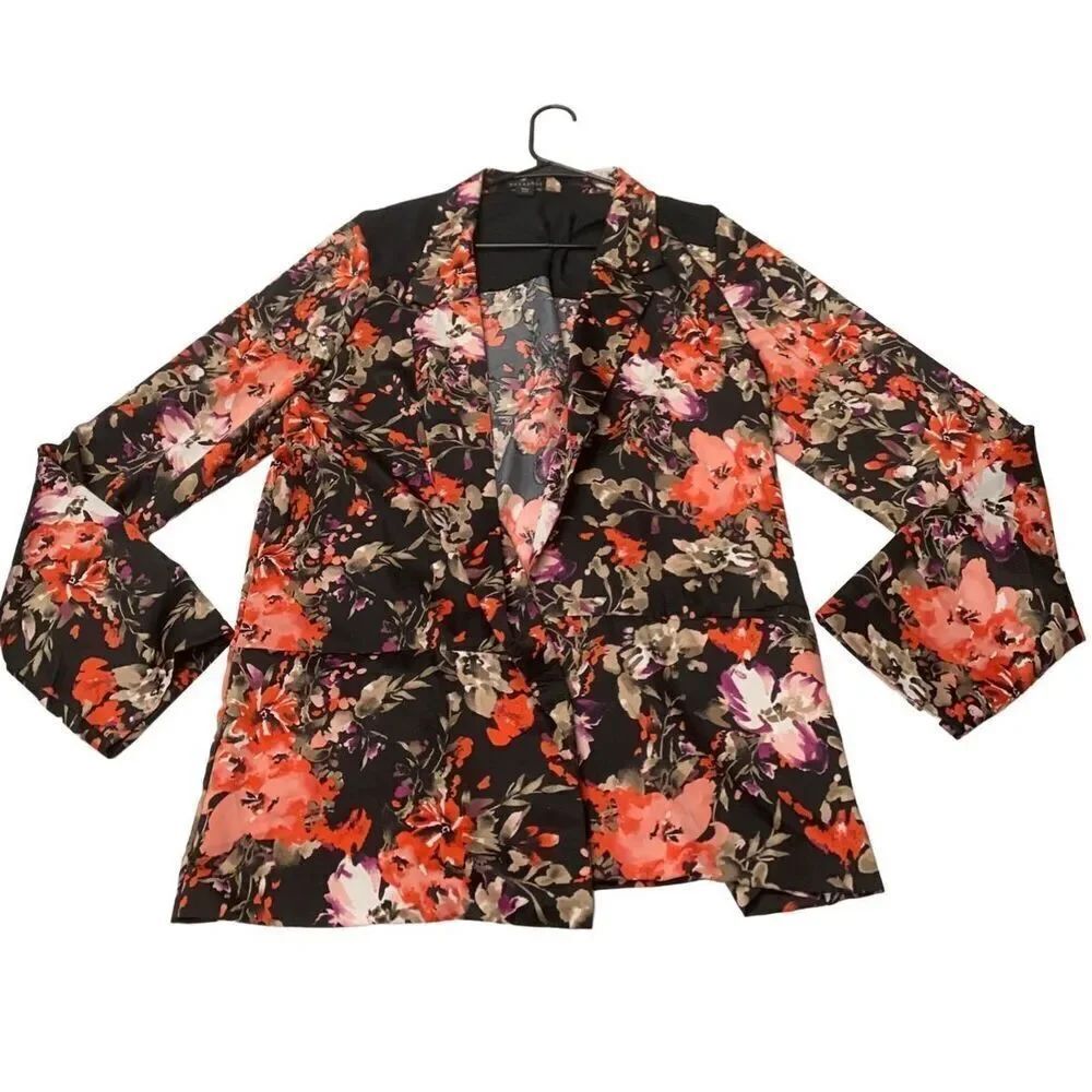 Floral Patterned Blazer